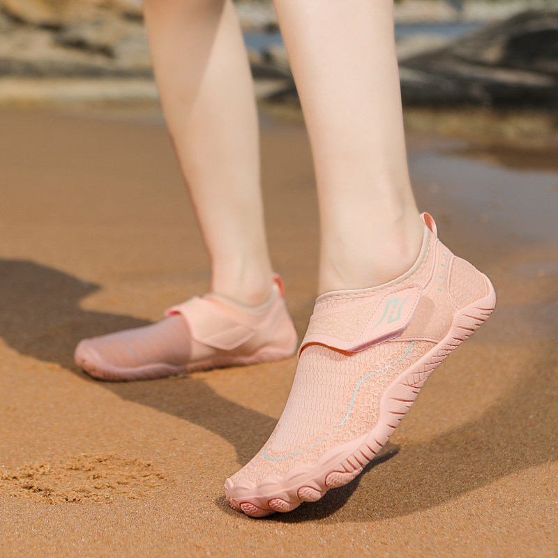 海边沙滩鞋女士赶海防滑礁石鞋情侣款溯溪游泳潜水专用鞋男钓鱼鞋