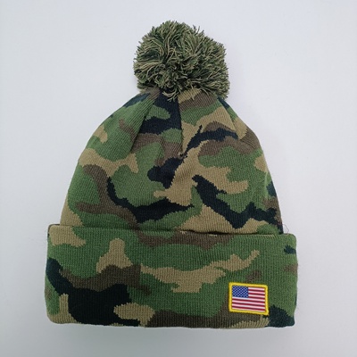 头围56-58cm外贸军绿迷彩毛球刺绣徽章针织毛线帽子满20元包邮