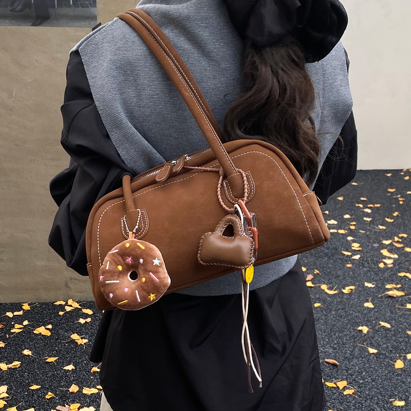 秋冬复古腋下小包包女2025新款美拉德风单肩包百搭ins上班通勤包,箱包皮具/热销女包/男包,通用款女包,淘宝优惠券,粉丝福利购,淘宝优惠卷