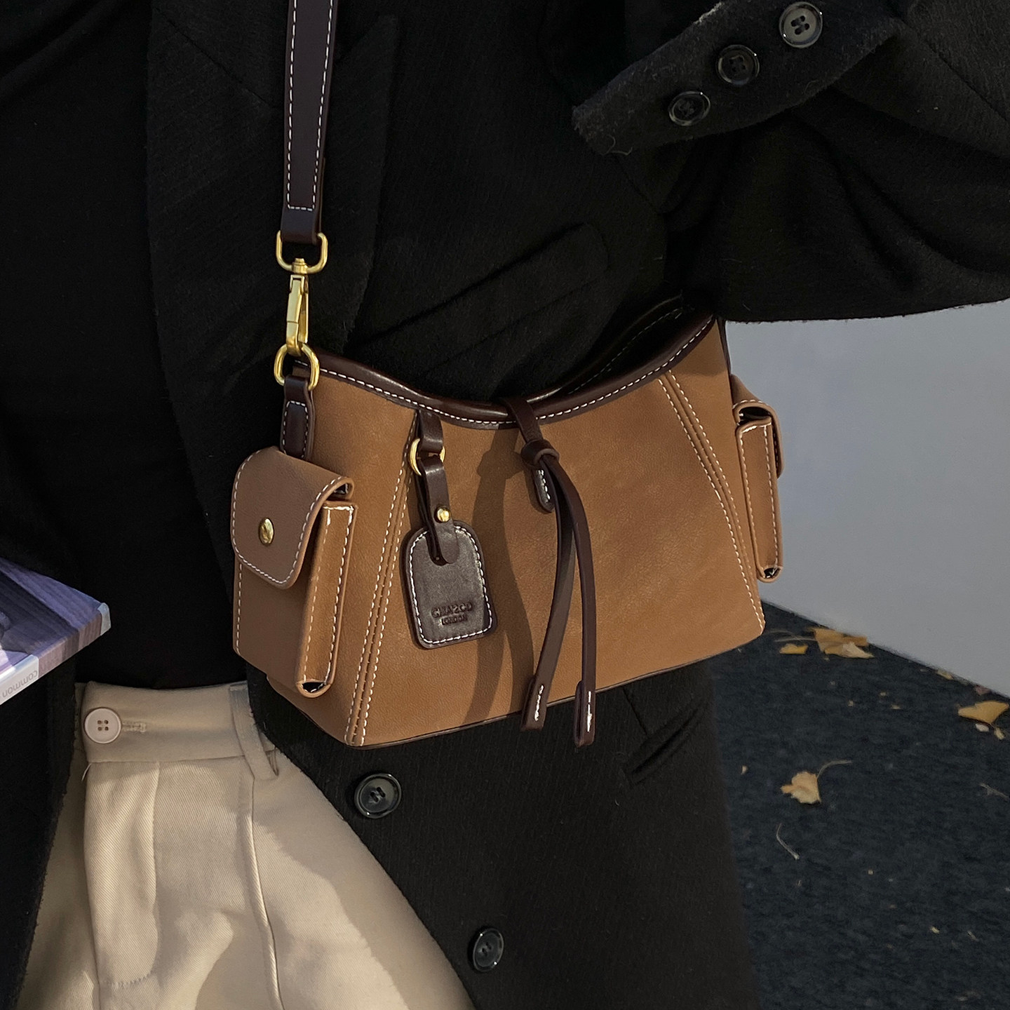 高级感多口袋小包包女2025新款冬季复古腋下饺子包简约休闲斜挎包,箱包皮具/热销女包/男包,通用款女包,淘宝优惠券,粉丝福利购,淘宝优惠卷