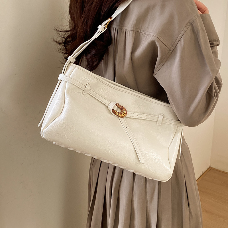 简约油蜡皮大包包女2026新款高级感通勤腋下包早春百搭单肩托特包,箱包皮具/热销女包/男包,腋下包,淘宝优惠券,粉丝福利购,淘宝优惠卷