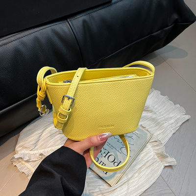 ZATZ简约荔枝纹迷你水桶包