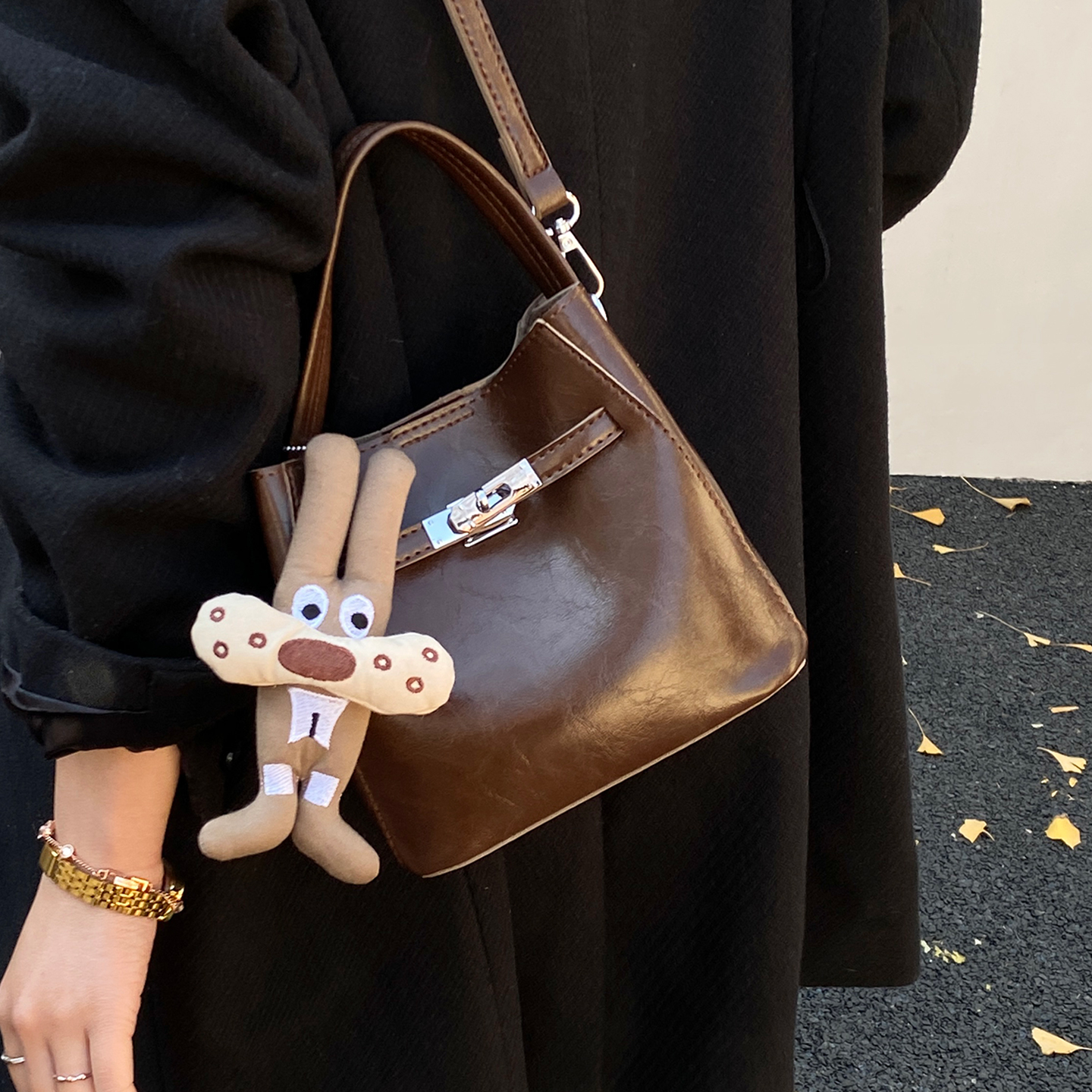 ZATZ油蜡皮手拎软皮水桶包