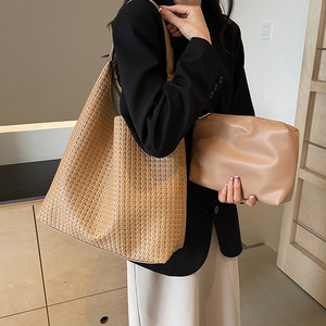 秋冬百搭腋下大包包女2025新款慵懒风软皮托特包时尚复古购物袋包