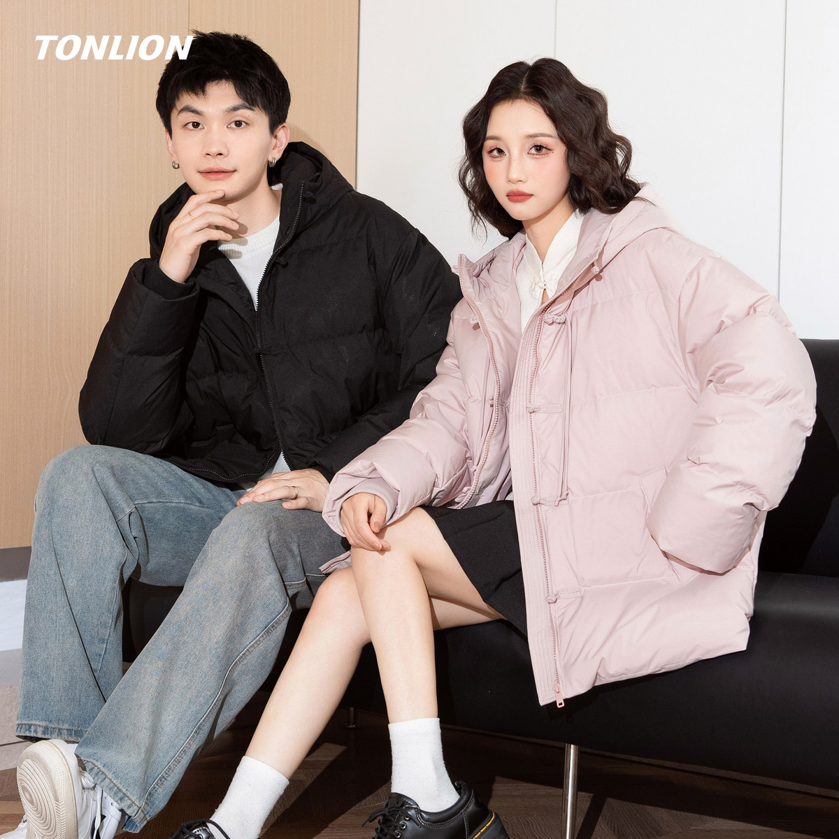 唐狮情侣羽绒服男女2025冬季新款宽松连帽短款高级感新中式面包服