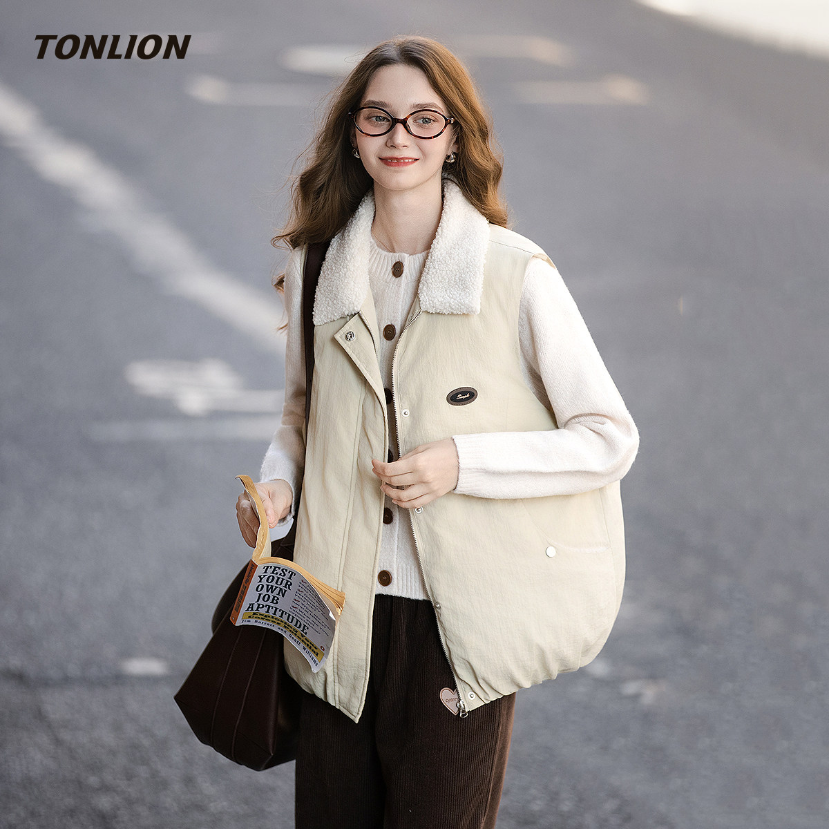 唐狮短款棉衣马甲背心女2025冬季新款拼接宽松外穿小个子保暖棉服,女装/女士精品,棉衣/棉服,淘宝优惠券,粉丝福利购,淘宝优惠卷