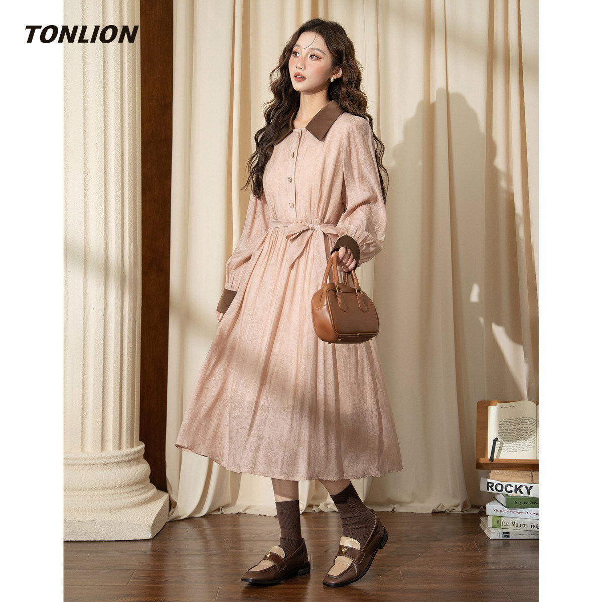 唐狮巨好看长袖连衣裙女2026春季新款衬衫领收腰显瘦长款气质裙子