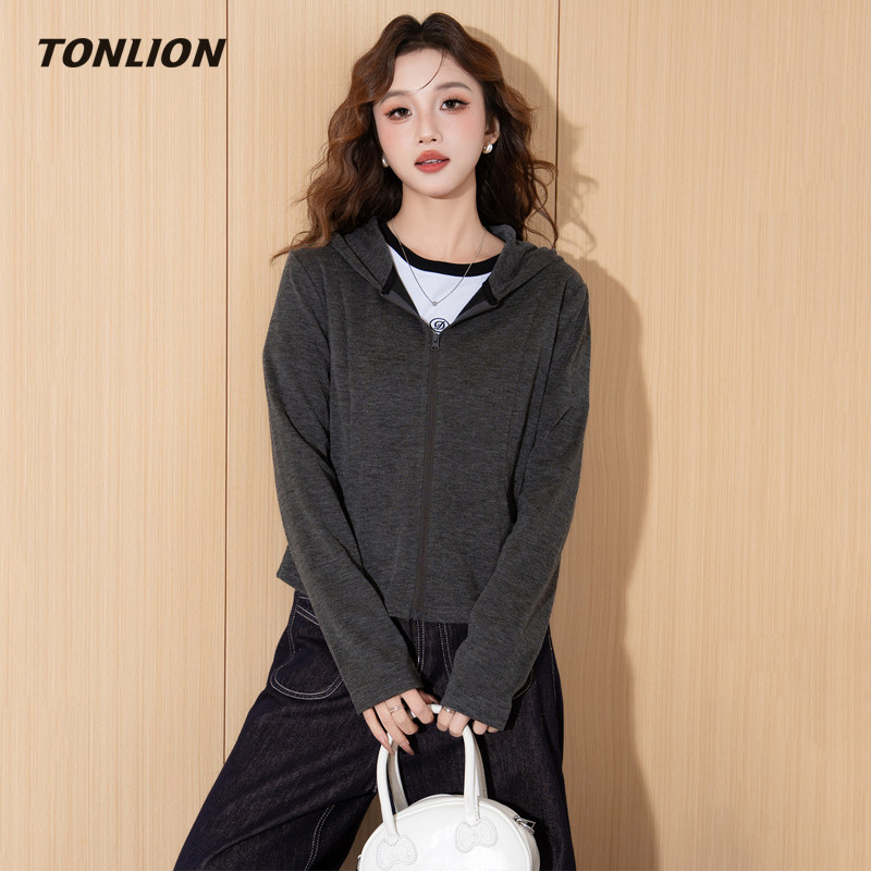 唐狮连帽卫衣外套女2025秋冬新款简约修身显瘦短款小个子百搭上衣