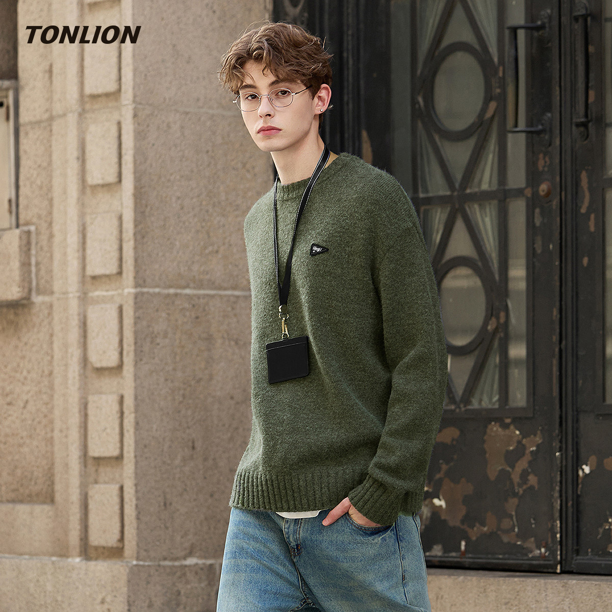 唐狮圆领毛衣男2025冬季新款宽松套头高级感青少年内搭毛线针织衫