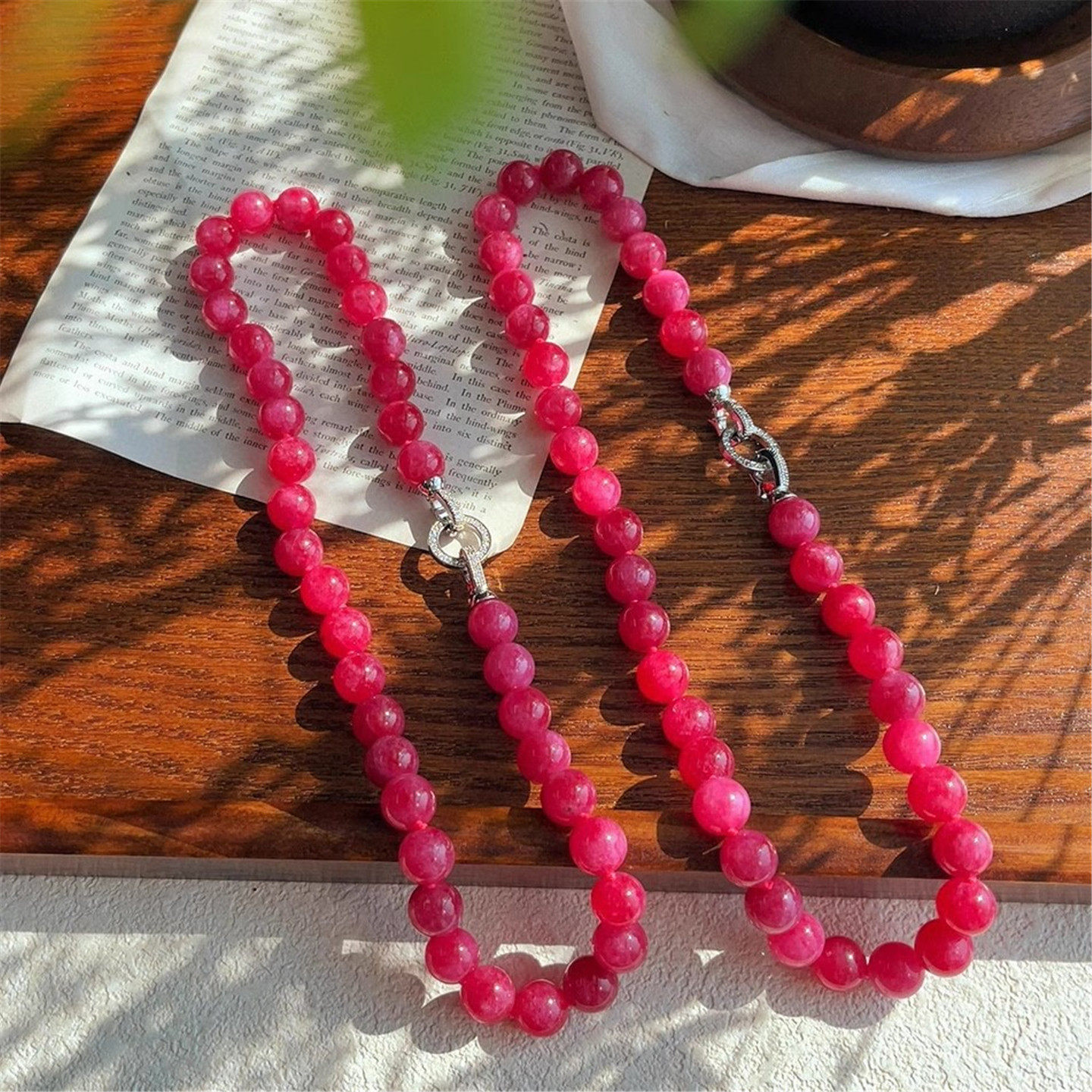 玫红打结玉石圆珠项链满钻扣颈链