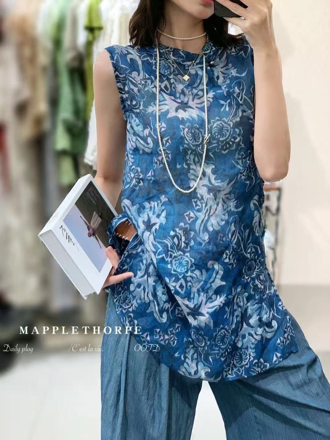 2025夏季新中式国风苎麻无袖衬衫复古气质印花立领开衩盘扣上衣