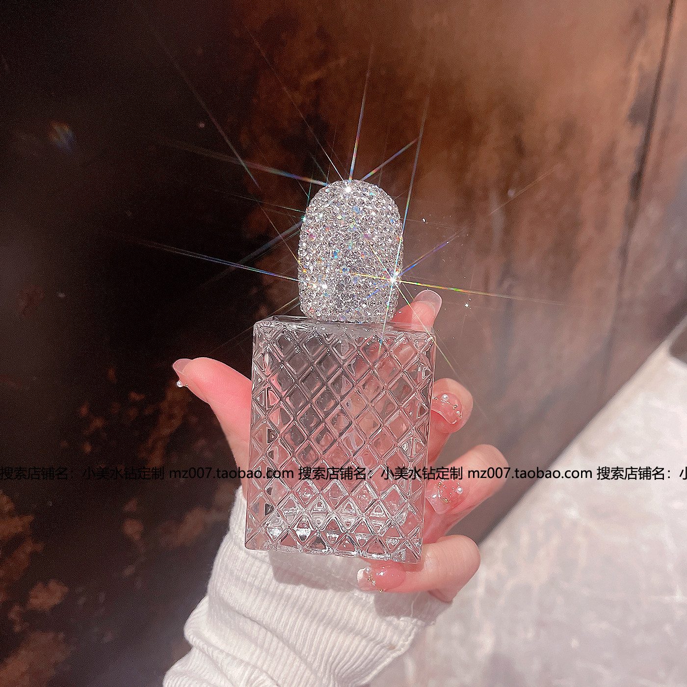 香水瓶分装瓶镶钻透明玻璃瓶高档便携式小空瓶新款喷雾瓶高端女士