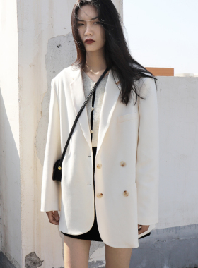 白色西装外套女设计感小众春秋季休闲宽松双排扣中长小西装上衣
