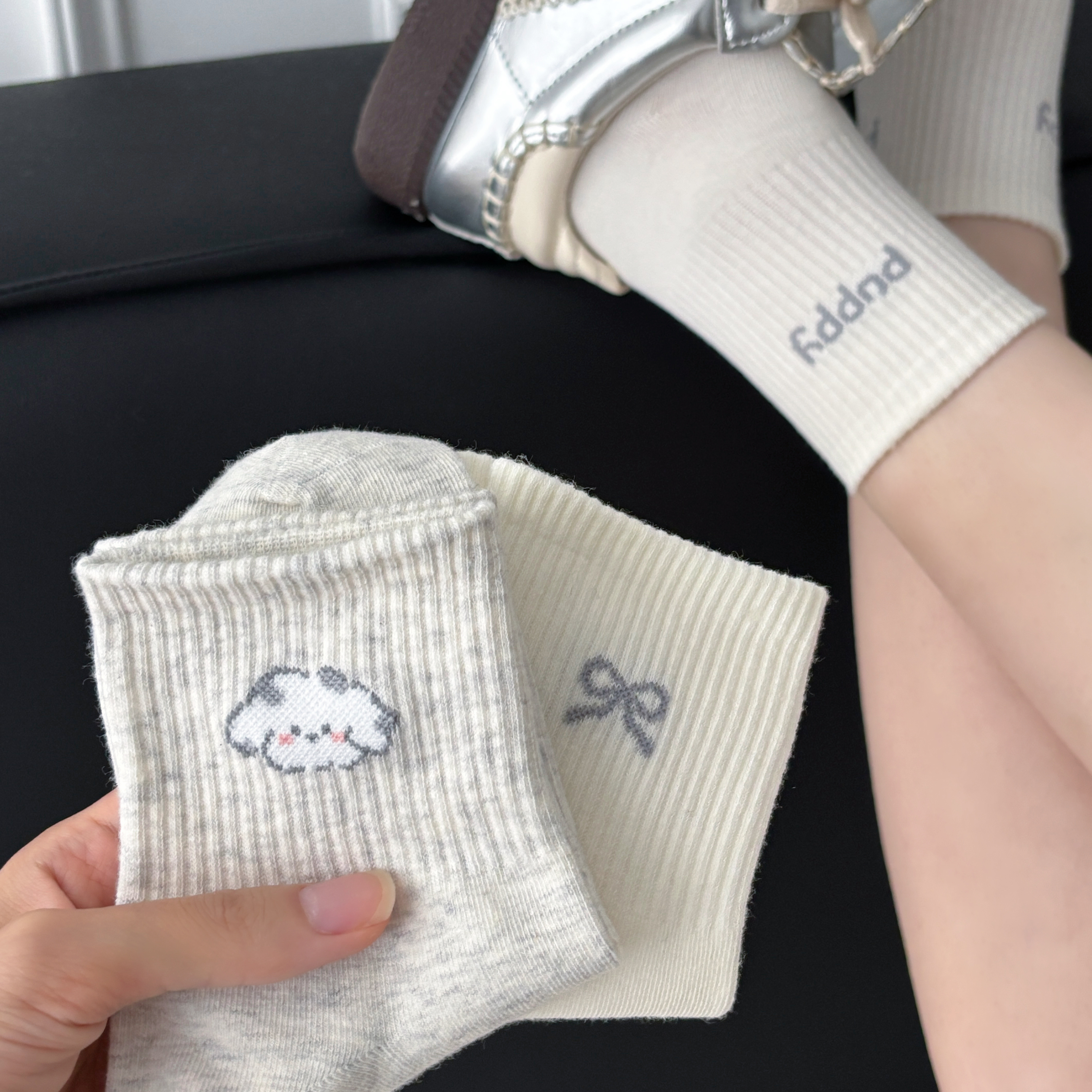 可爱袜子女款纯棉白色小狗中筒袜秋季ins日系学院风新款卡通长袜