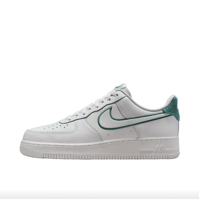 耐克Nike白绿防滑耐磨低帮板鞋