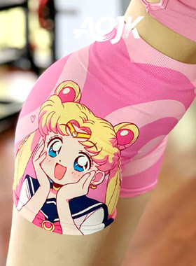粉色爱心印花运动瑜伽健身服短裤