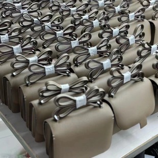 手工半蜡线H扣康康包轻奢真皮空姐小方包高级感豆腐包单肩斜跨包