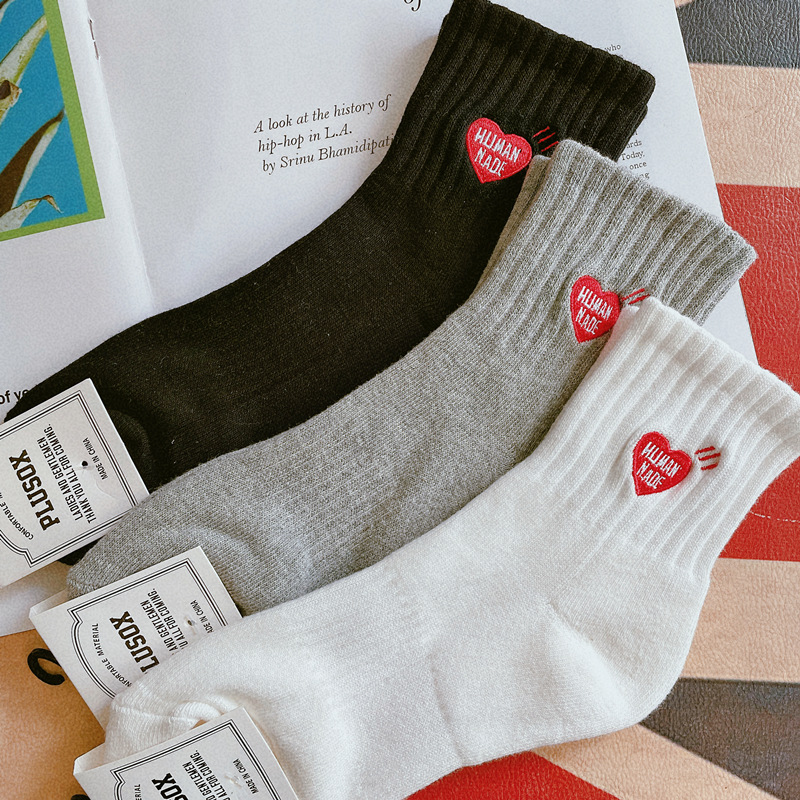 INS潮牌男女爱心刺绣毛巾底袜子