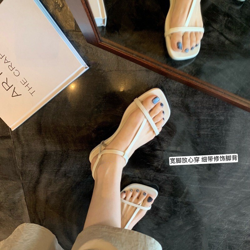 han.x羊皮斜切方头T字带夹趾平底罗马凉鞋女夏季2025新款外穿凉拖