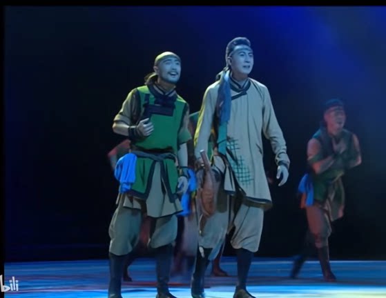 荷花奖戈壁沙丘舞蹈练习服装男艺考蒙古藏族袍武术少数民族表演出