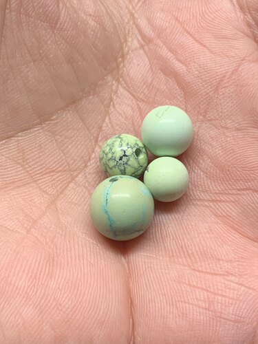 天然原矿高瓷绿松石圆珠菜籽黄网花单珠佛珠手串配件手链配件俏色
