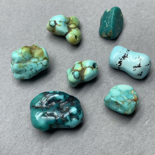 原矿绿松石小挂件文玩配珠饰品背云水波纹椭圆方形绿松天地孔吊坠