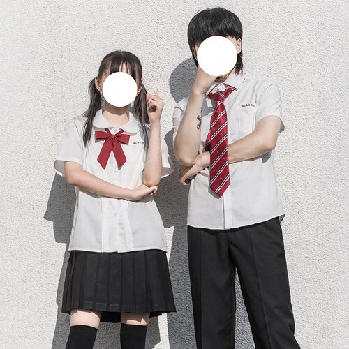 日本高中生校服多少钱 日本高中生校服价格 小麦优选