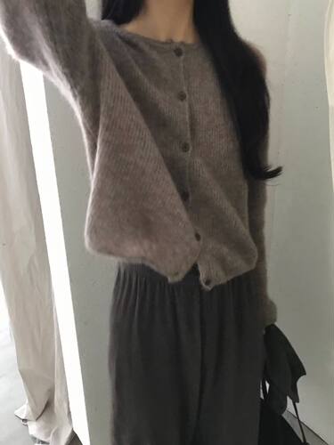26秋韩版one mirror复古单排扣纯色羊毛针织短开衫女宽松休闲毛衣