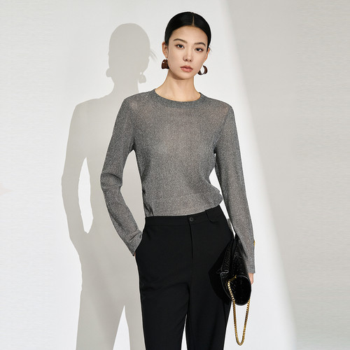 XG雪歌25秋冬新款极简百搭静奢点钻打底上衣女长袖TXL401606B884