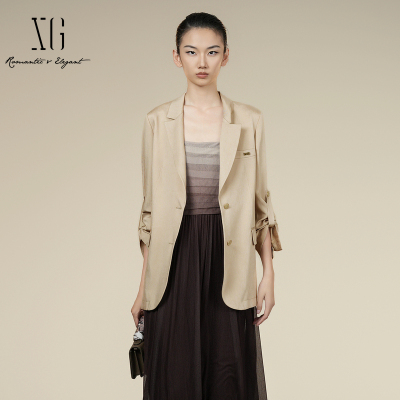 XG雪歌高级感醋纤西装外套女2025秋新款简约通勤西服XK307009A173