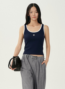 XG雪歌26夏款撞色边U领吊带背心女修身显瘦内搭上衣XM222524A828