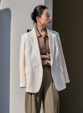 XG雪歌 2026春醋纤西装外套XL107007A191