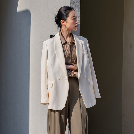 XG雪歌 2026春醋纤西装外套XL107007A191