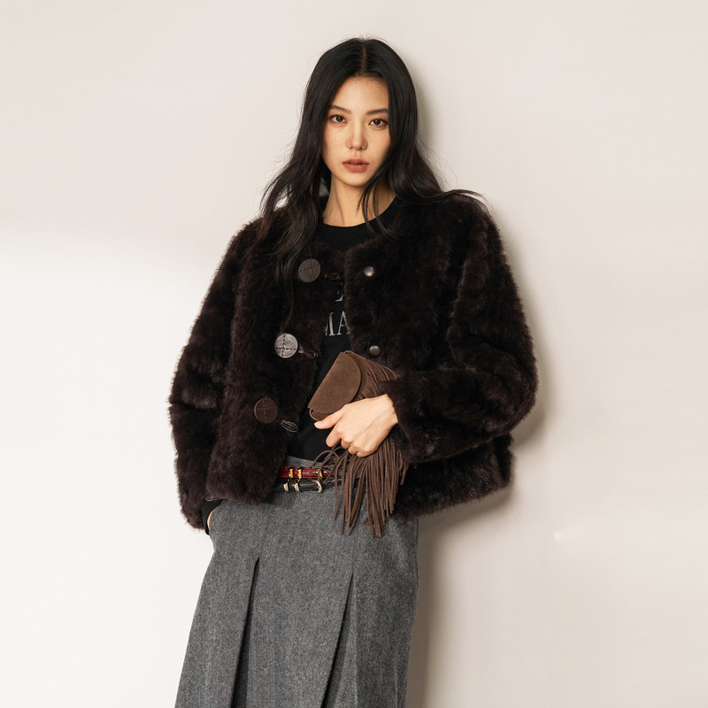 XG雪歌美拉德风仿皮草短外套女复古圆领软糯毛绒上衣XM435828A872