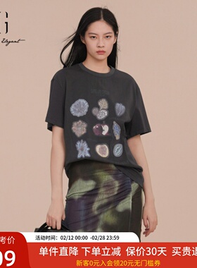 XG雪歌100%棉灰色圆领印花短袖T恤女25春款套头上衣XK101009A583
