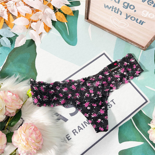 性感蕾丝印花小众丁字裤