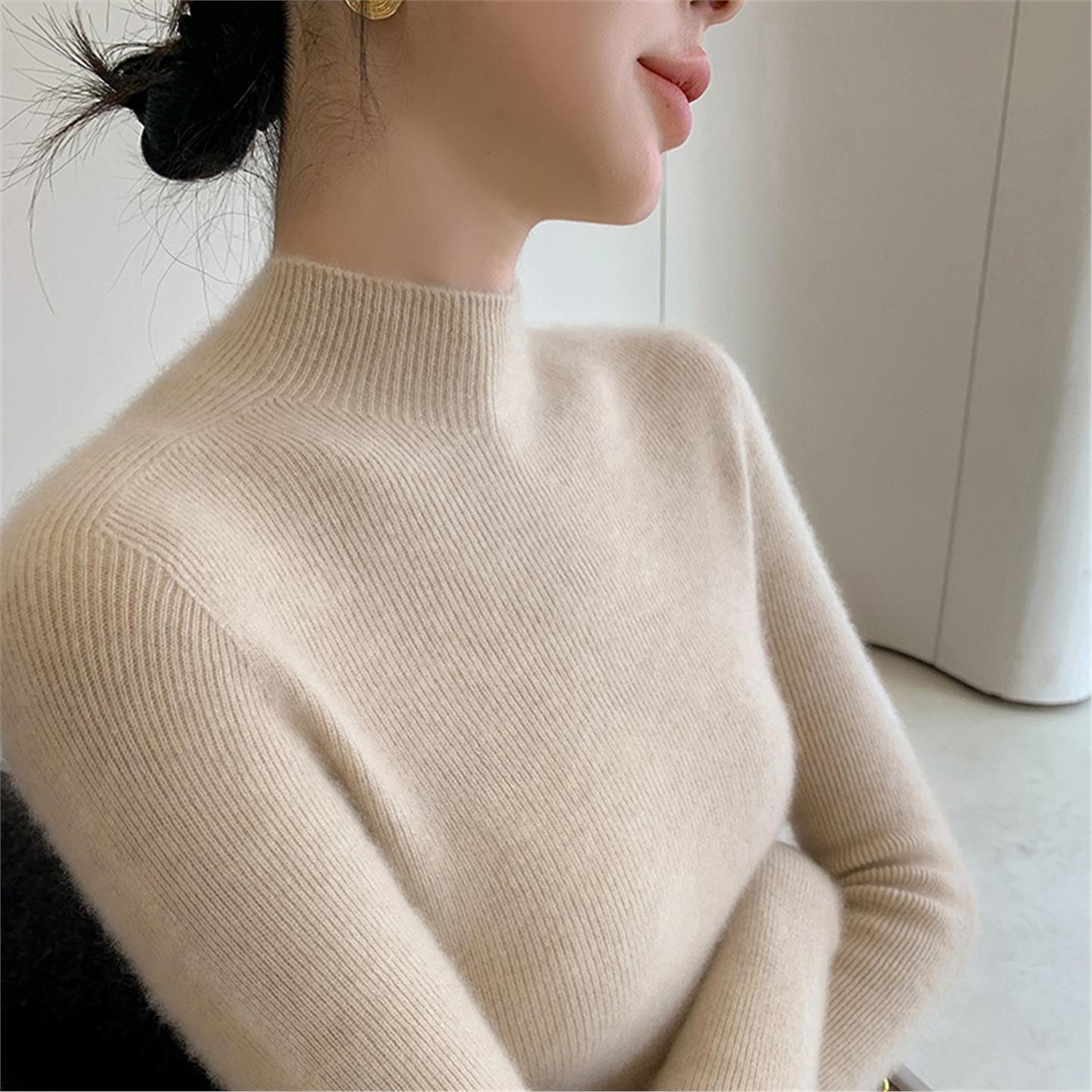 2025新款无缝半高领针织打底衫女保暖内搭修身加厚精纺细毛上衣冬