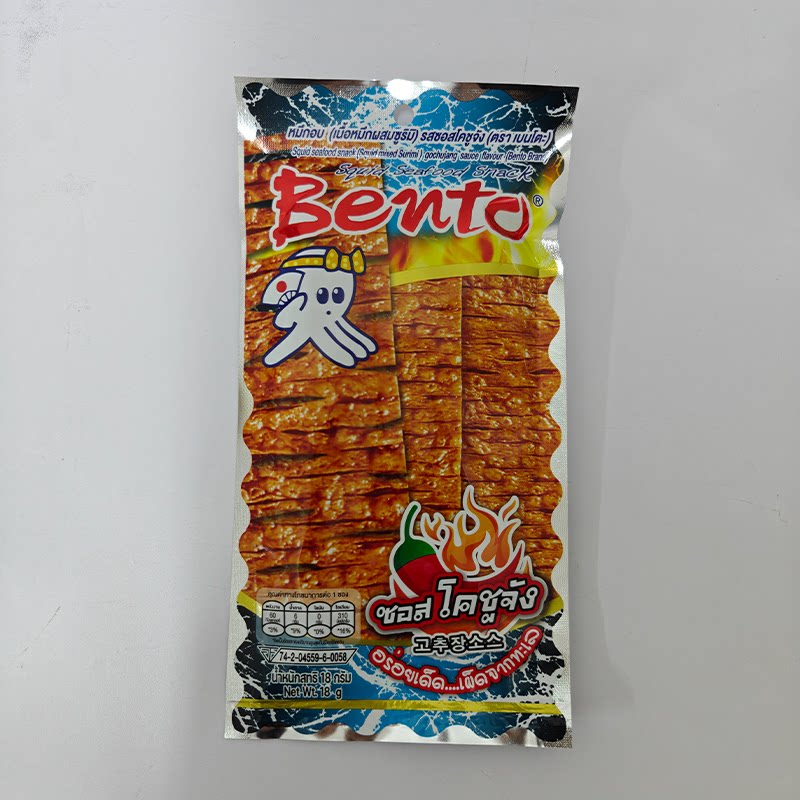 泰国Big C Bento辣椒酱味鱿鱼片18g香辣海鲜零食小吃