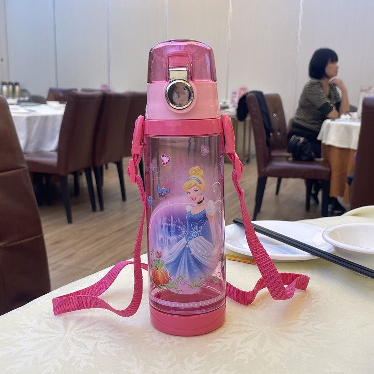迪士尼 WD-4230单层直饮学生运动水壶不含双酚A带吊绳650ML随手杯