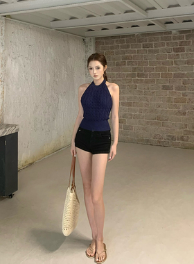 sunn21 美式复古设计感针织无袖挂脖背心新款夏季外穿露背短上衣