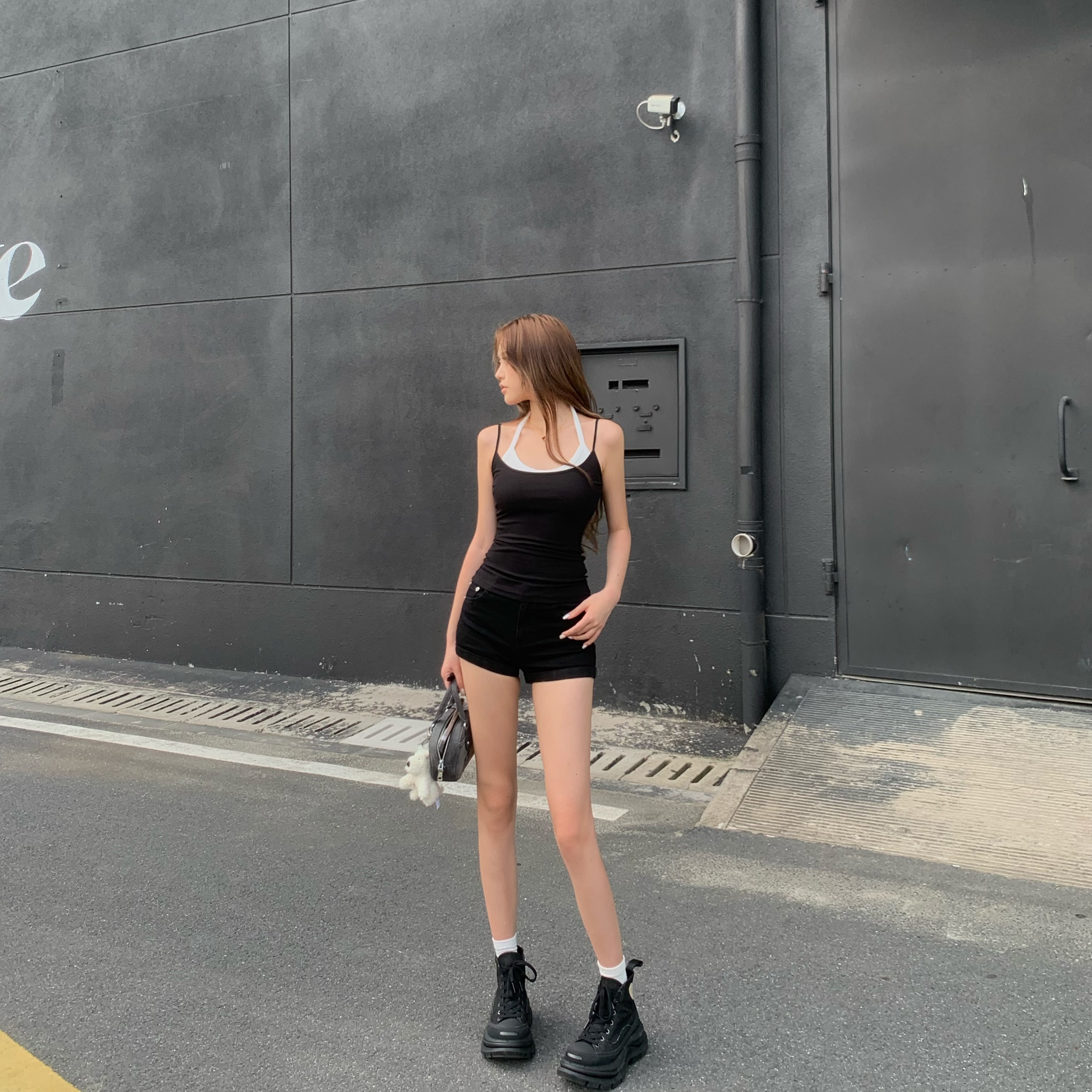 sunn21 美式复古撞色设计感挂脖吊带背心女夏季假两件修身上衣潮