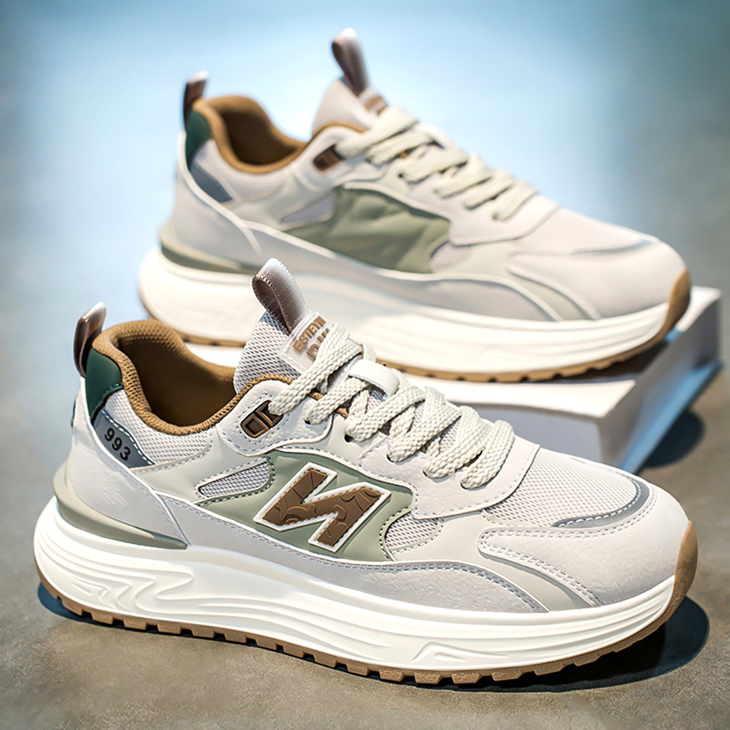 正品牌官方团购男鞋新款秋季户外旅游软底运动鞋男款百搭休闲潮牌