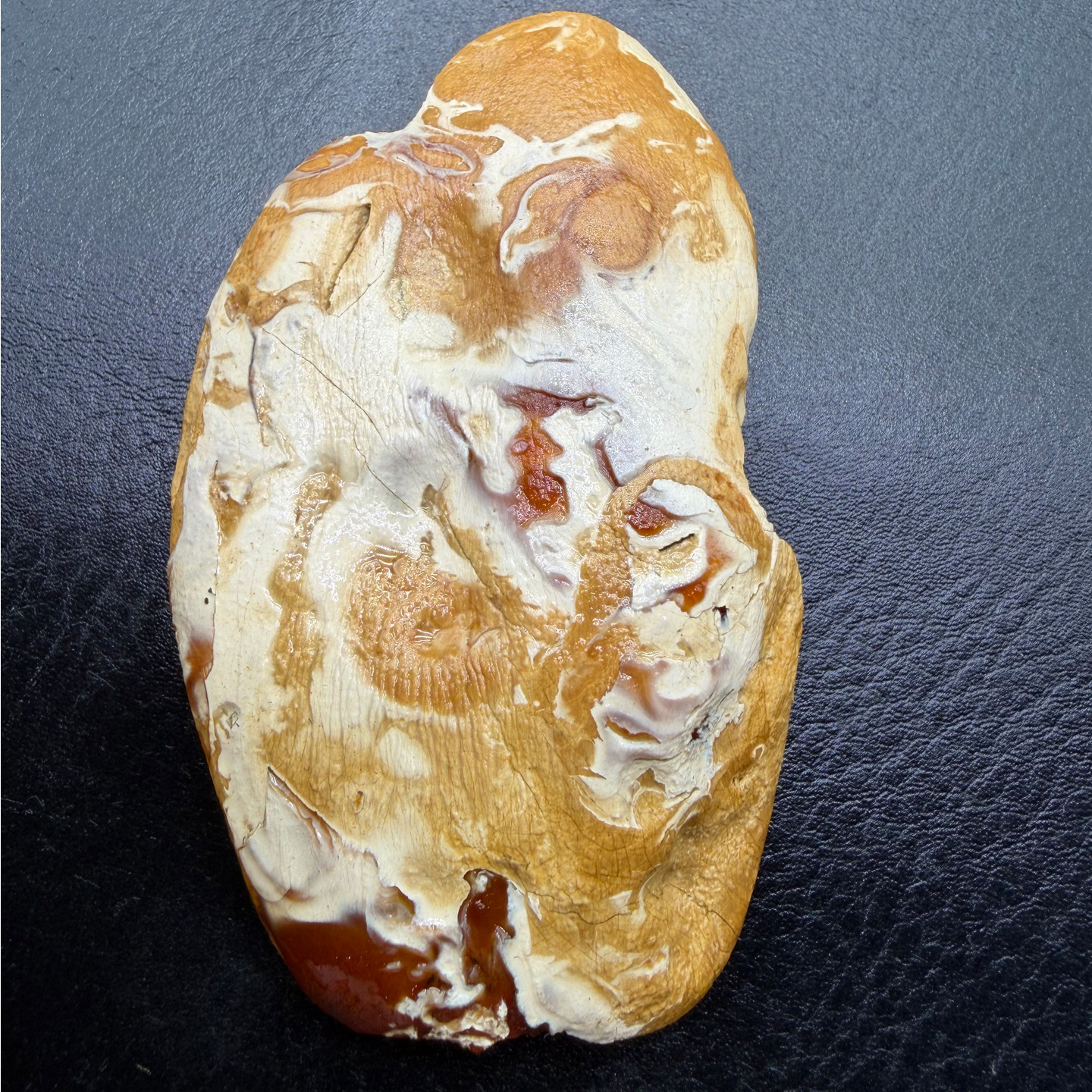 中杭天然琥珀蜜蜡原石全皮挂件吊坠彩色妖孽白蜡手把件齐天大圣