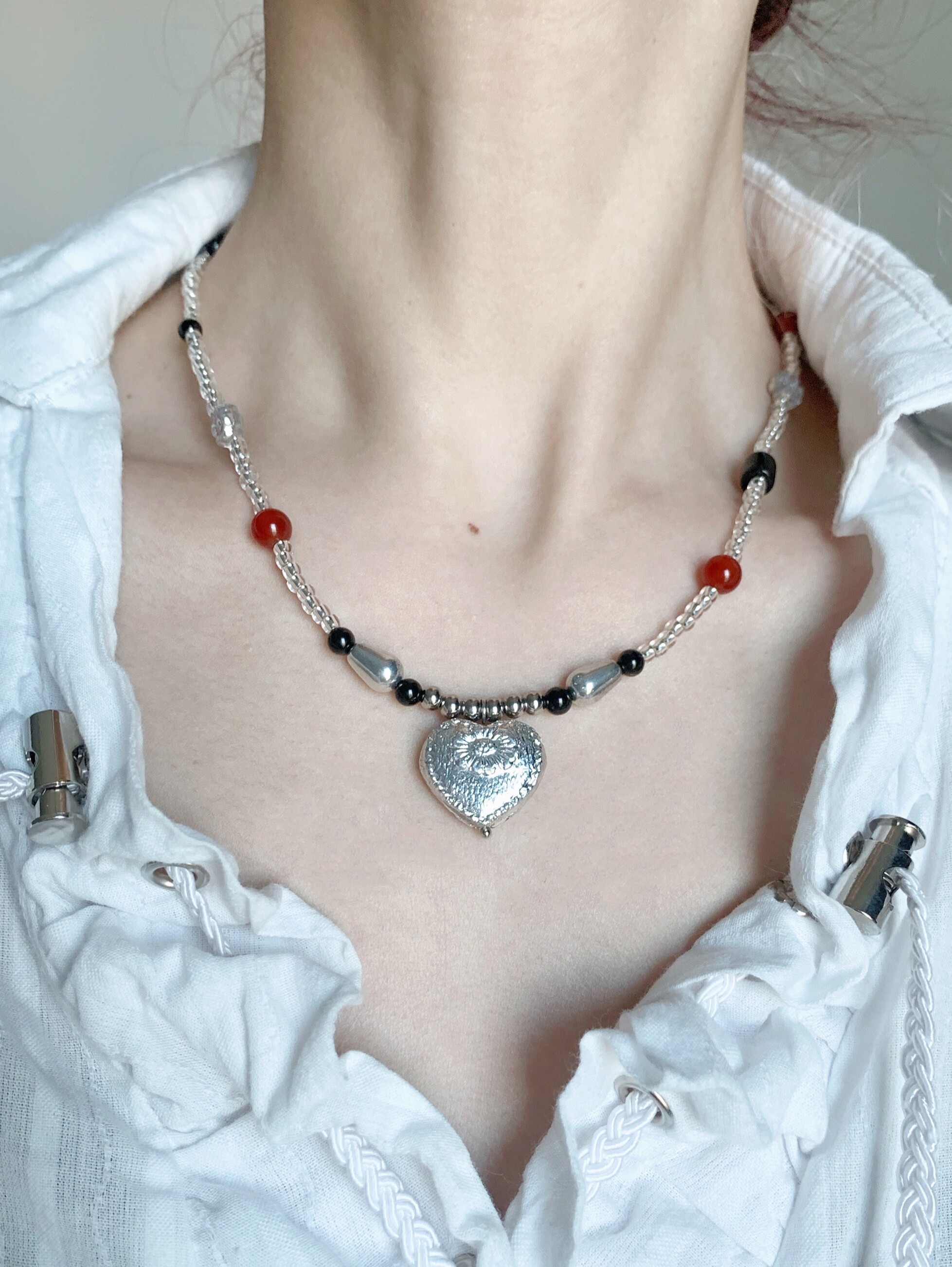 CHUNBUCHI CHUNCHI 오리지널 체코 하트 콜드 스타일 체코 비즈 복고풍 유리 목걸이