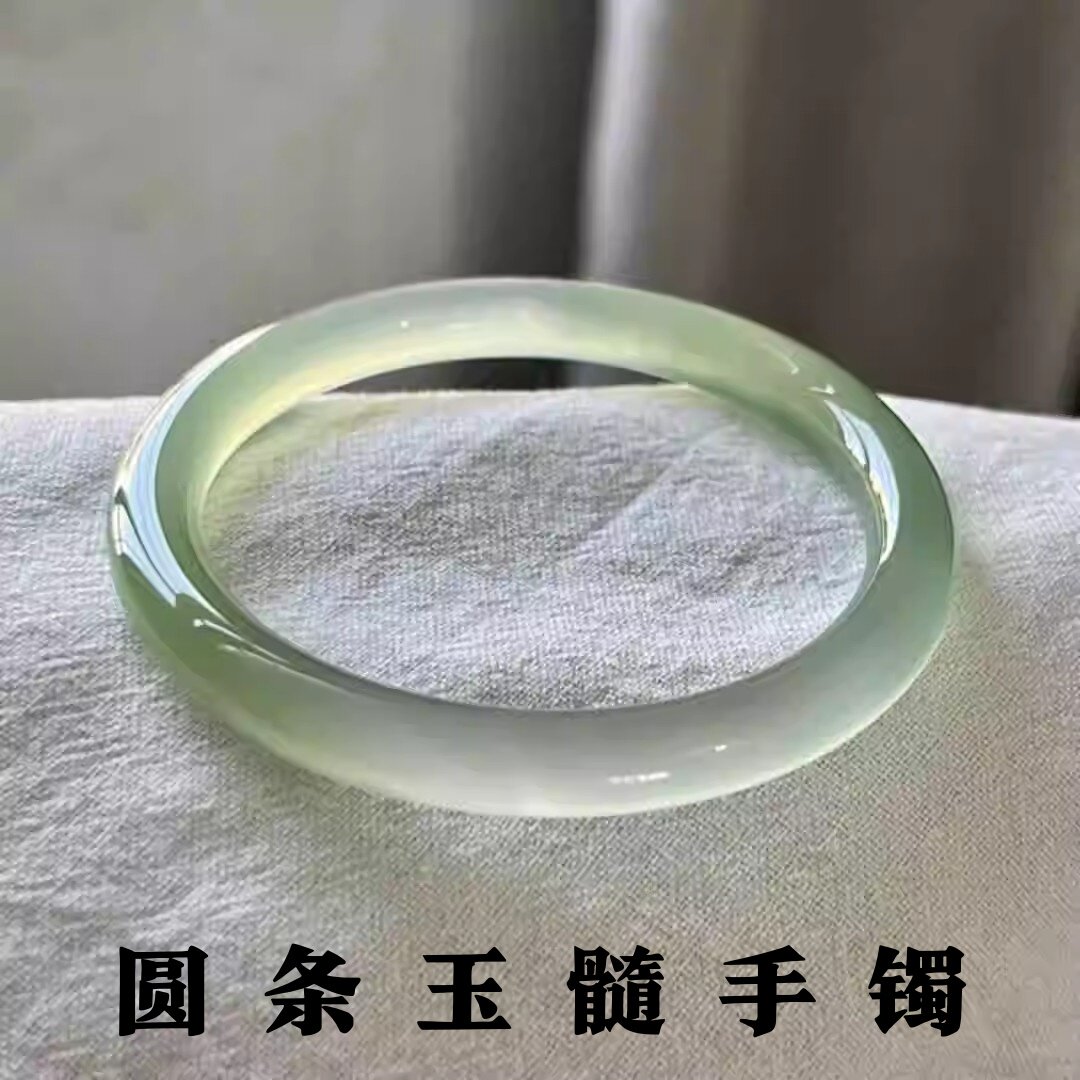 天然手镯小清新气质女款手镯高冰种玉髓浅晴色渐变圆条玛瑙玉镯