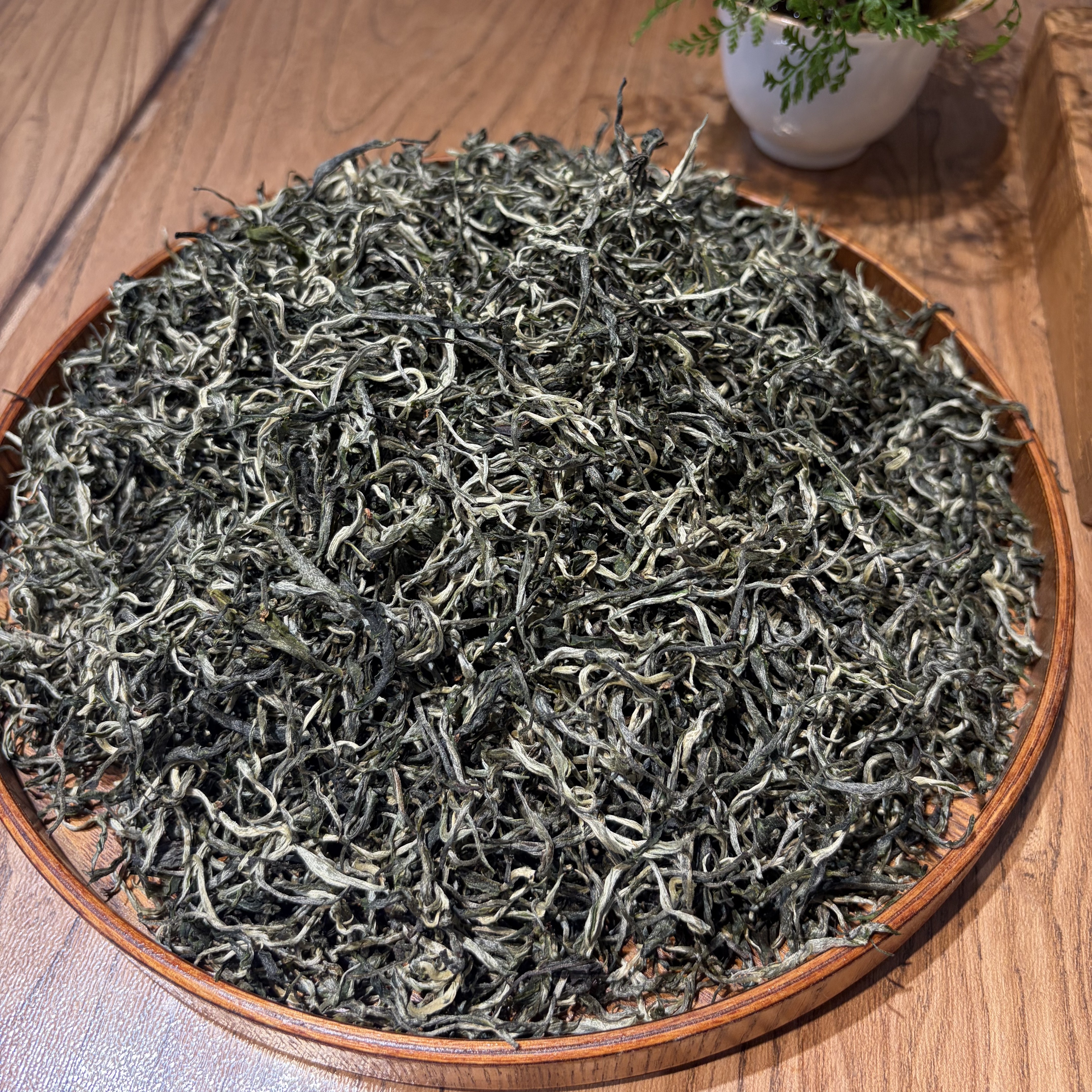 云南高级绿茶头春银丝绿茶清香口感纯正清爽甘甜伴手礼茶礼商务礼