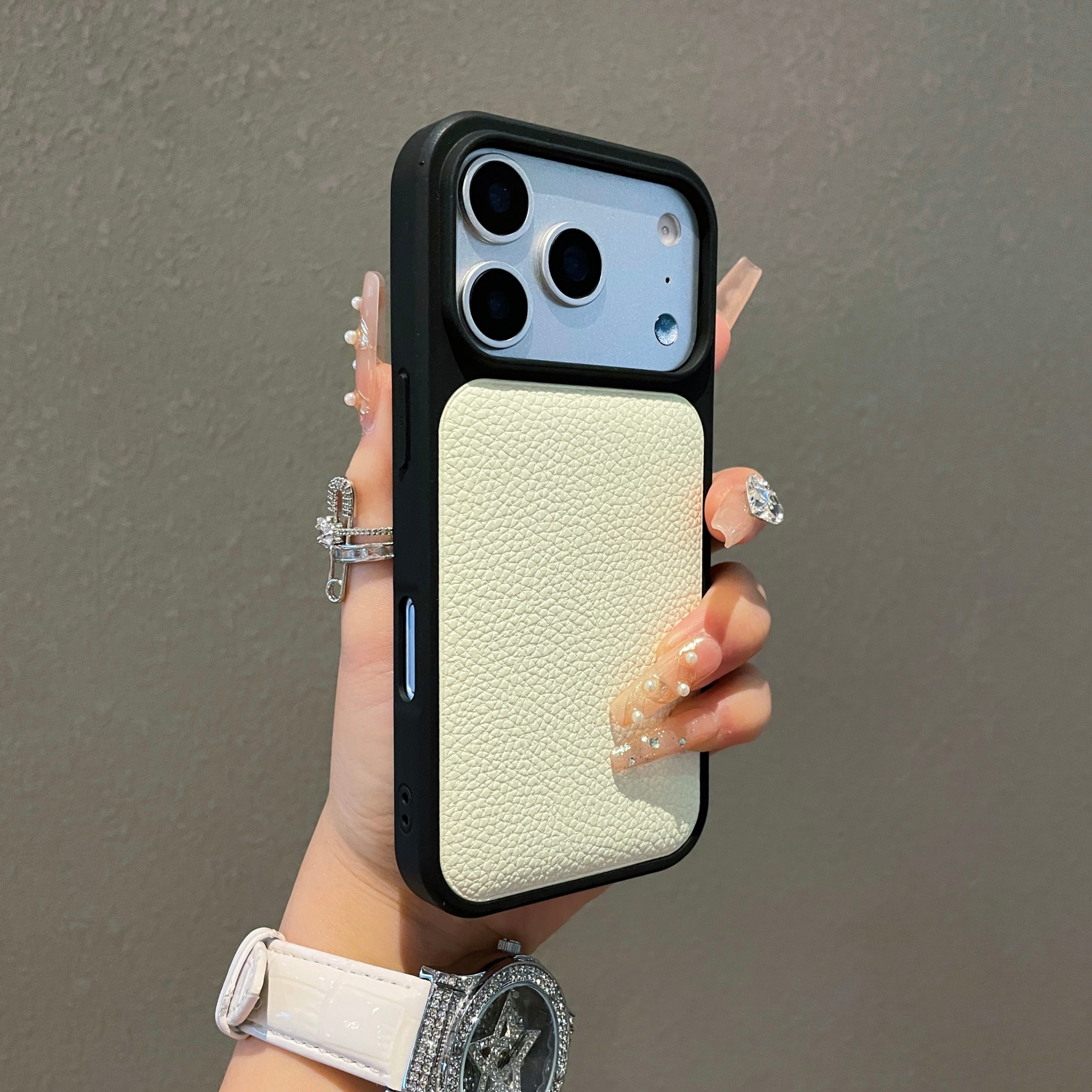 底田适用苹果17pro手机壳古董白皮纹iphone17promax贴皮荔枝纹16pro新款15防摔情侣14高级感16保护套17男女