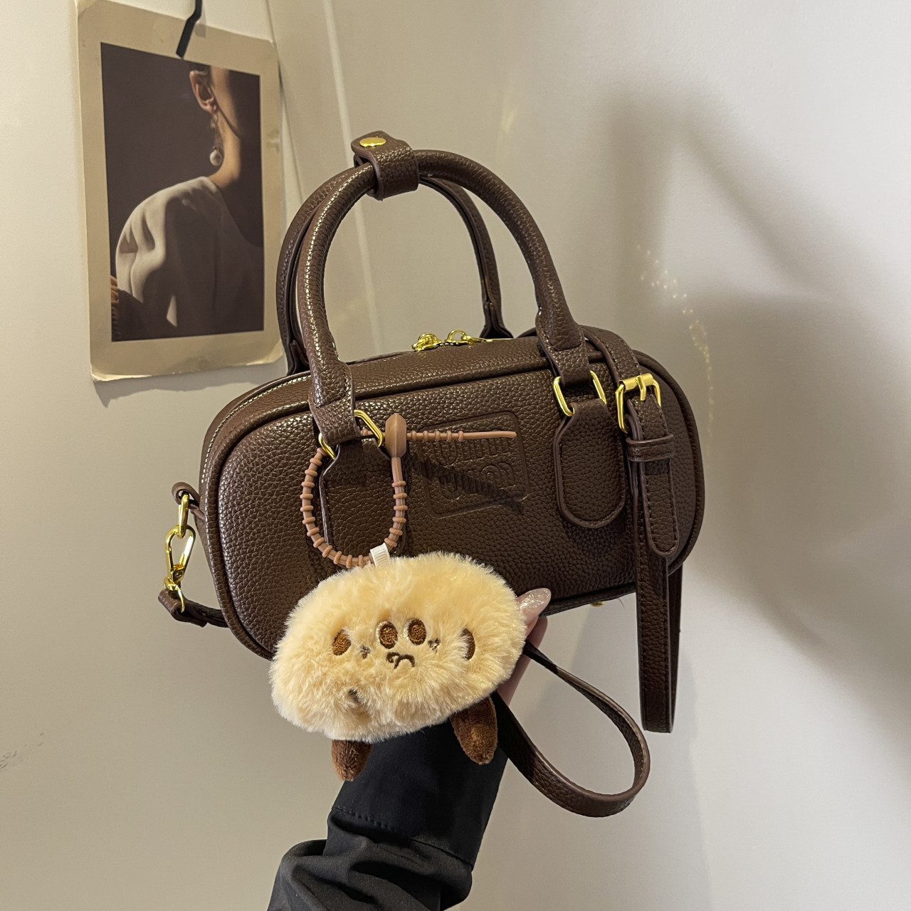 高级感手提小拎包女式2026新款时尚复古单肩包小众轻奢通勤斜挎包