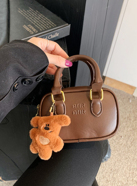 秋冬季迷你斜挎包包女2024新款mini复古保龄球包简约百搭单肩包