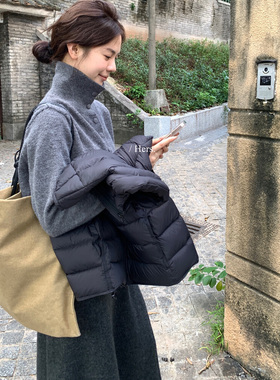 Hers韩标！ 2025秋冬新款韩系简约洋气高领单排扣保暖毛衣女92515